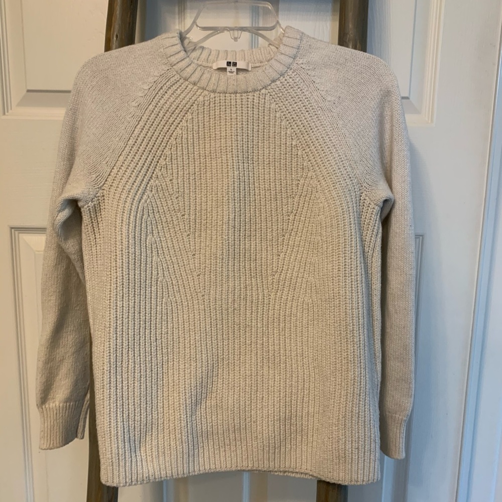 White/Cream Knit Sweater